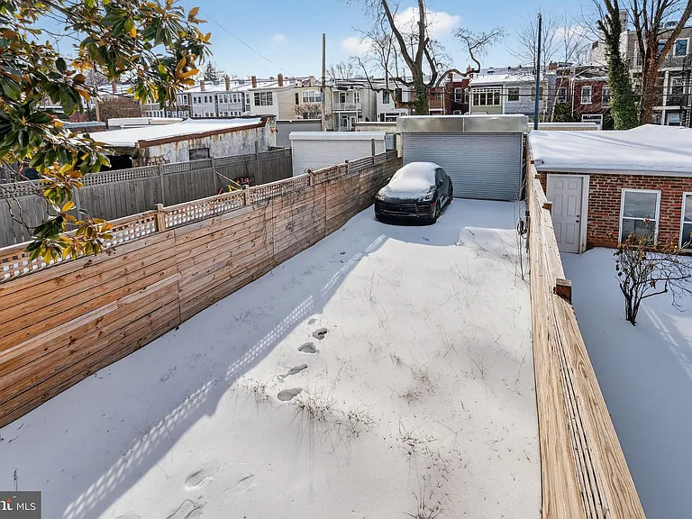 32 Adams St NW — Photo 54