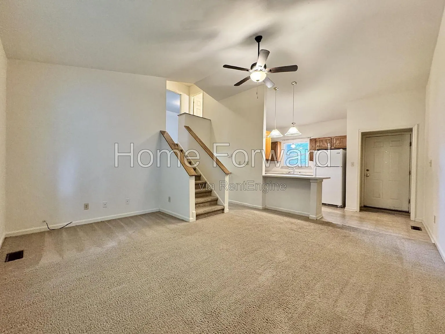 4 bed, 2.0 bath, 1500 sqft, $3,100 — Photo 1