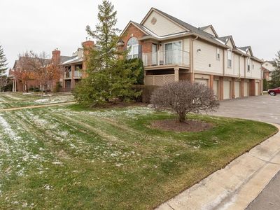 3563 Oakmonte Blvd, Rochester, MI, 48306