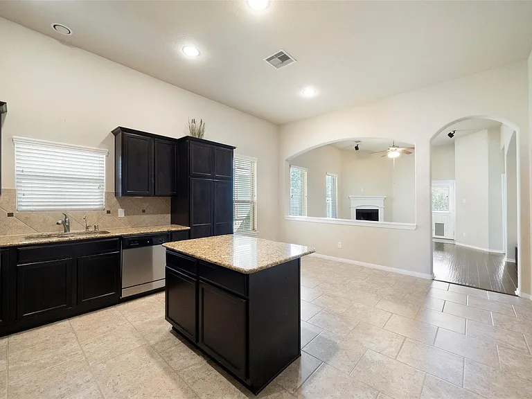 13206 Clover Creek Point Ln — Photo 6