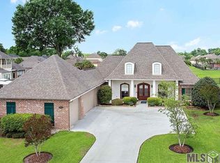 3124 Shadows Lake Dr, Baton Rouge, LA 70816