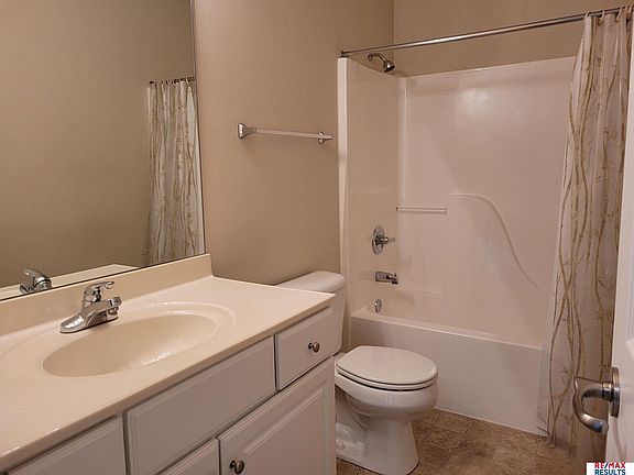 4th image of 3011 N 146th St