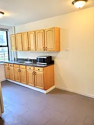 Rented by Bouklis Group