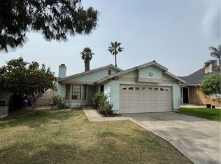 7900 Pinyon Ave, Fontana, CA 92336