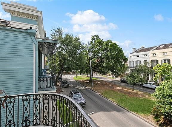 3rd image of 823 Esplanade Ave #3