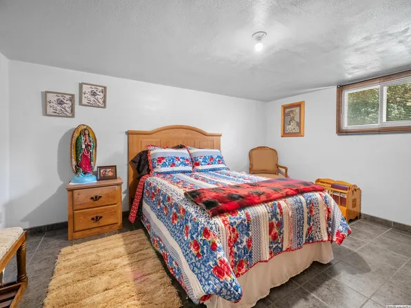 2580 Jackson St, Laramie, WY 82070