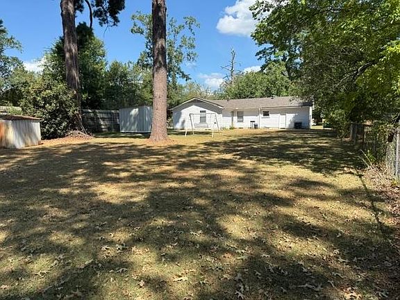 4th image of 937 W Garrison St