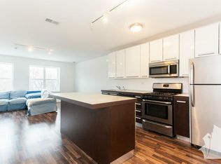1545 W Glenlake Ave #3D, Chicago, IL 60660