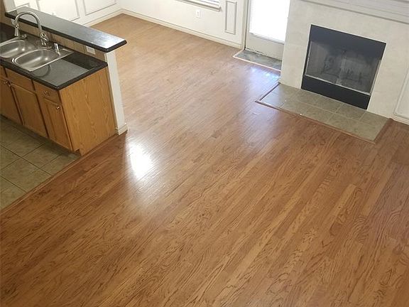 2nd image of 12617 Oceanside Dr