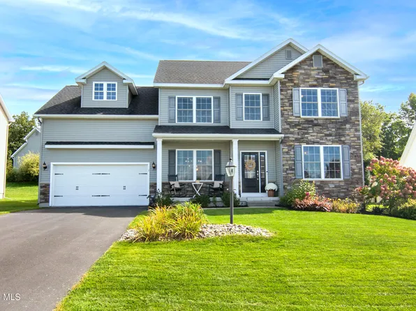 7 America Way, Ballston, NY 12020