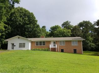 1021 Harris St, Eden, NC 27288