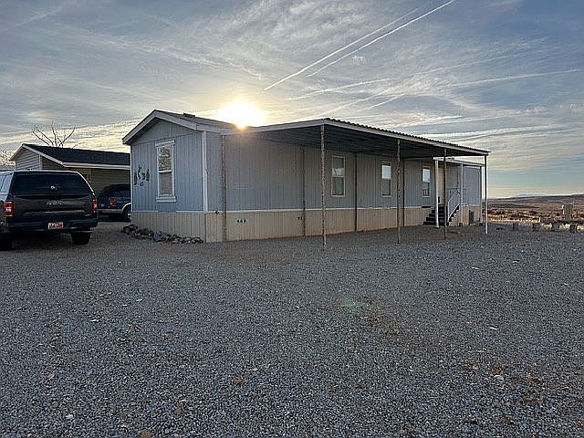 1st image of 112 S Lake Dr