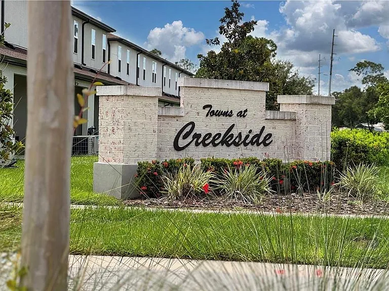 4450 Small Creek Rd — Photo 3