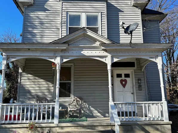 91 7th St, Salem, NJ 08079