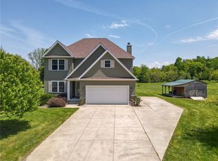 10031 Aubury Rd, Waterford, PA 16441