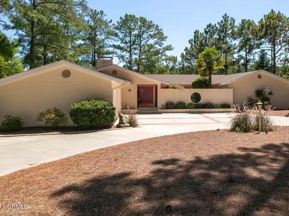 40 Shadow Lane, Whispering Pines, NC 28327