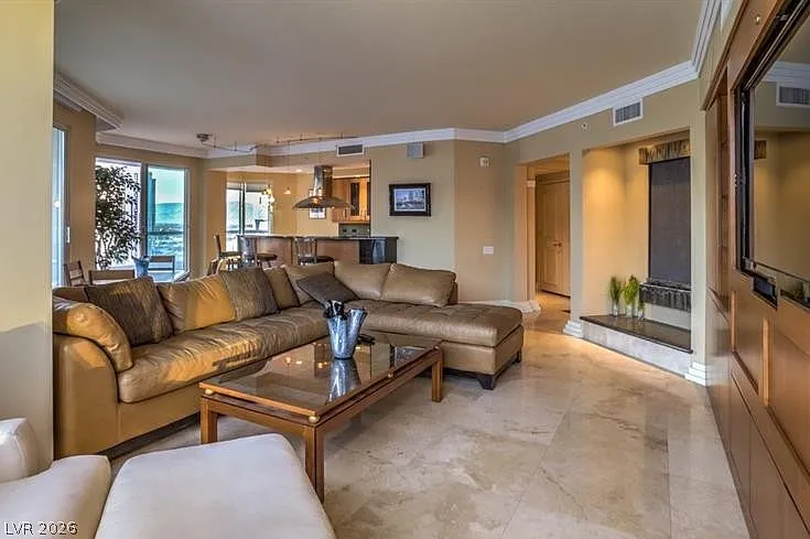 2747 Paradise Rd #1906 — Photo 5