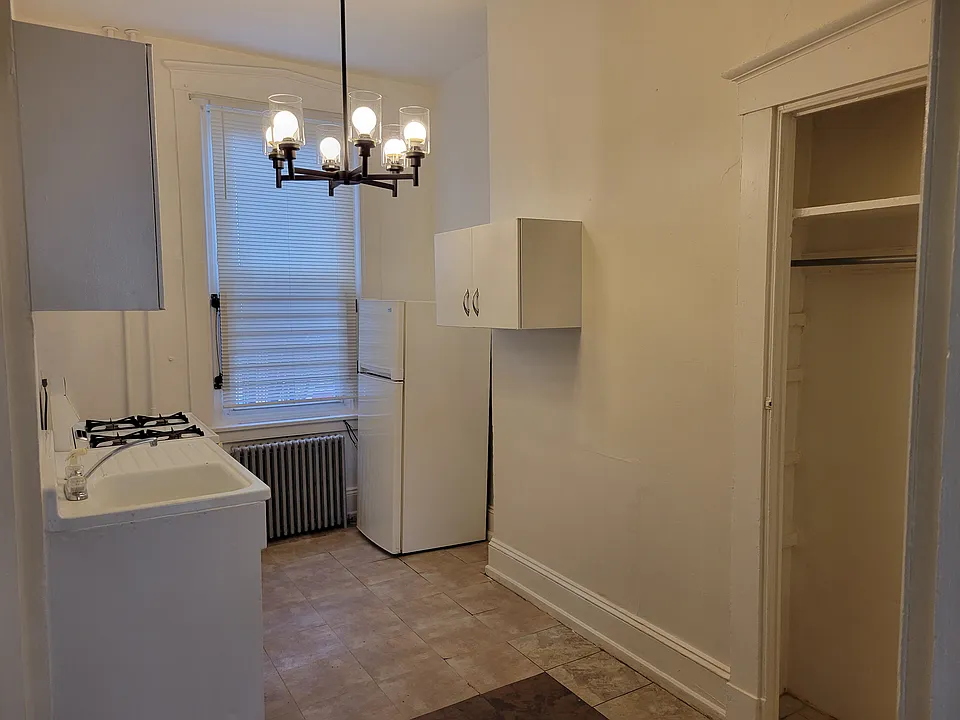 244 S 5th St #2