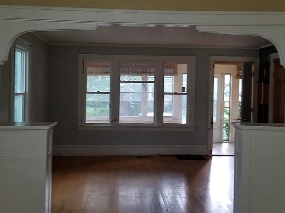View from the dining room, looking toward the front. You can't beat the great, natural light