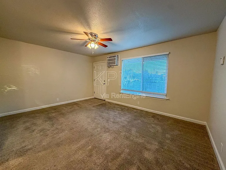 6032 Gettysburg Pl #6 — Photo 4