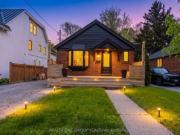 2nd image of 19 Yorkview Dr