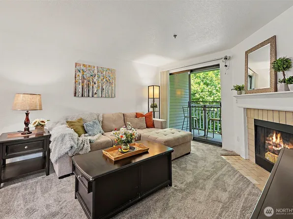 25120 98th Place S #A208, Kent, WA 98030