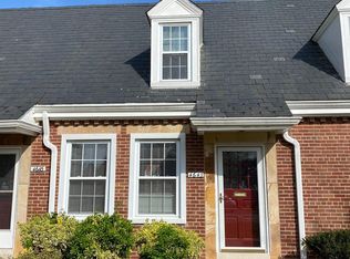 4643 36th St S, Arlington, VA 22206