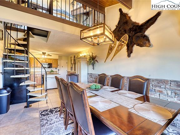 4th image of 1005 Beech Mountain Parkway #303