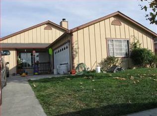 431 Madrone Dr, Hollister, CA 95023