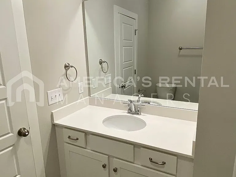 100 Barnett Pl — Photo 9