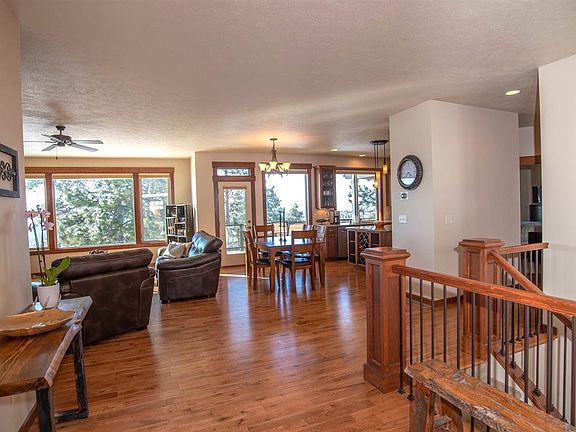 2nd image of 175 N Bella Lago Ln