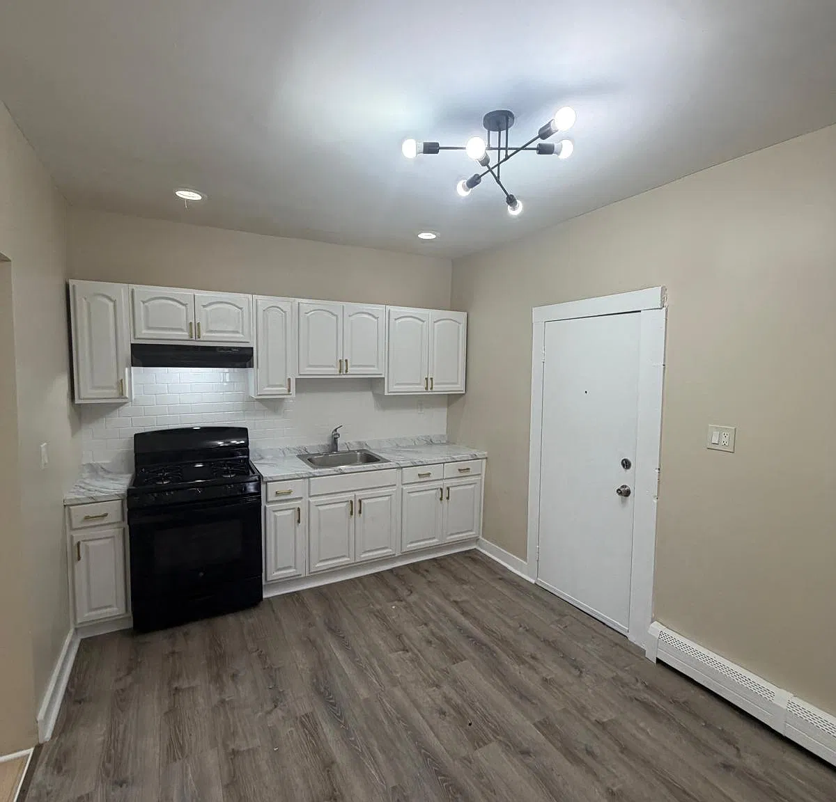 2 bed, $1,500 — Photo 4