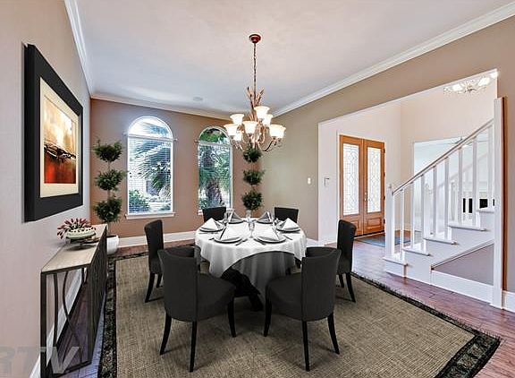 5th image of 49 Pinehurst Dr