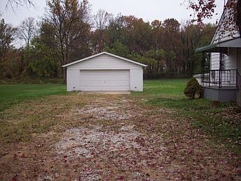2nd image of 7126 Dogwood Rd