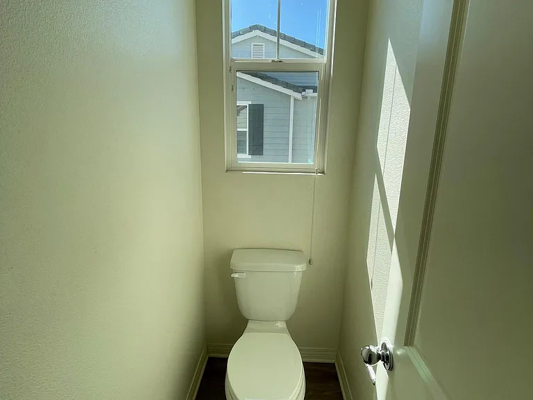 501 Hummingbird Ln — Photo 14