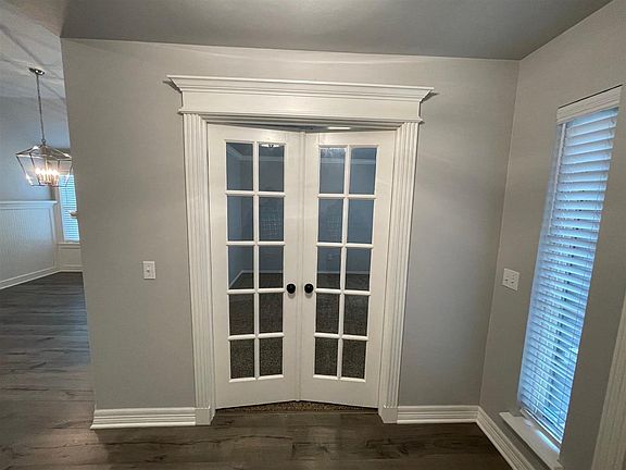 3rd image of 4319 Aggie Dr
