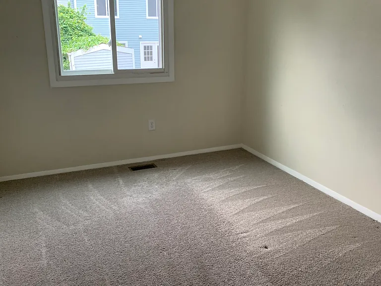 7034 Hames Ct — Photo 9