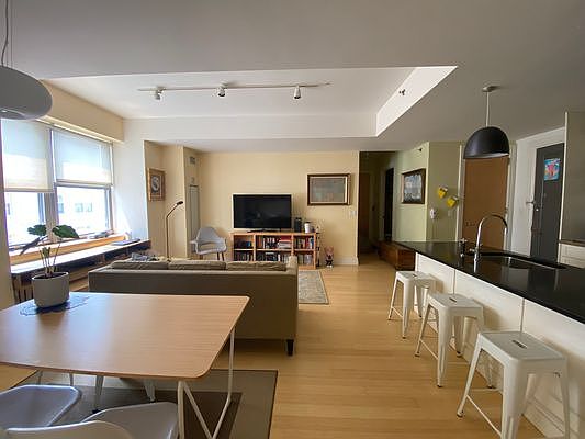 4th image of 110 Livingston St APT 12A
