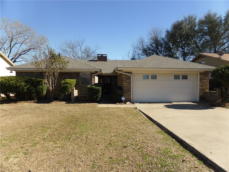 1st image of 7029 Misty Meadow Dr S