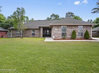 116 Lavender Dr, Ocean Springs, MS 39564