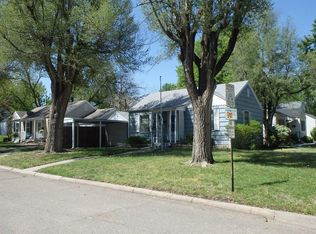 102 Sunset Dr, Junction City, KS 66441