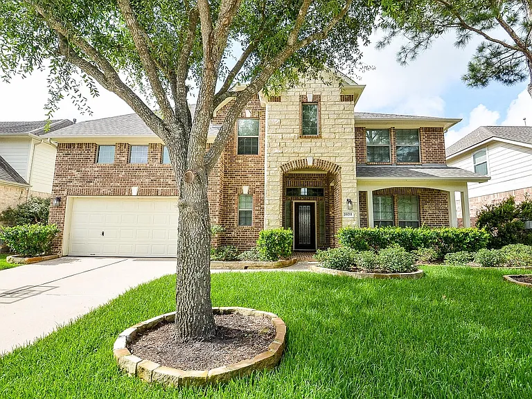 26711 Eagle Park Ln — Photo 3