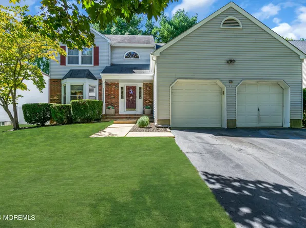 31 Brady Road, Shrewsbury Boro, NJ 07702