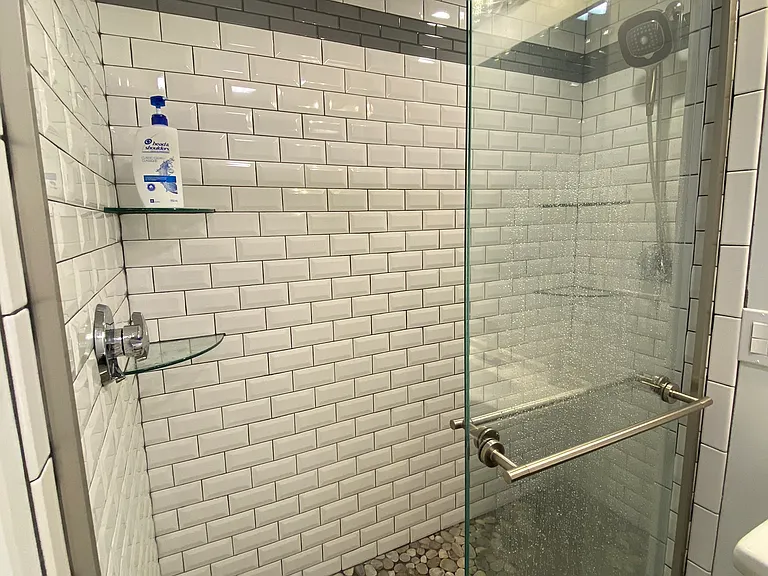 200 Commonwealth Ave #2 — Photo 19