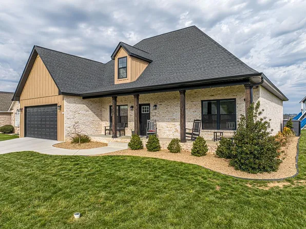 12119 Lasalle Ct, Glade Spring, VA 24340