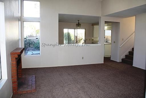 4th image of 1575 Harbor Dr