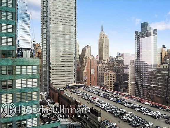 4th image of 350 W 42nd St APT 22K