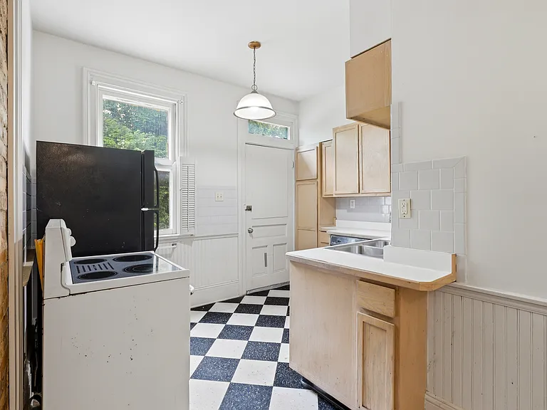 5109 Montgomery Rd — Photo 14