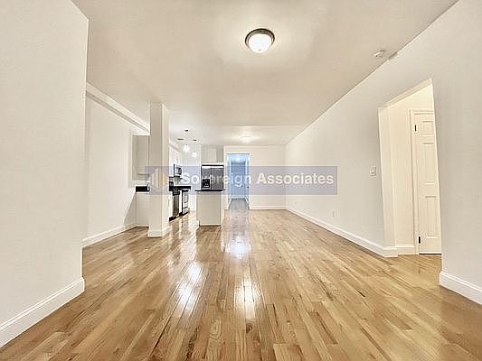 1st image of 44 Bennett Ave APT 6D