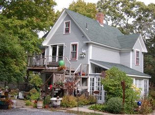 99 Dukes County Ave, Oak Bluffs, MA 02557